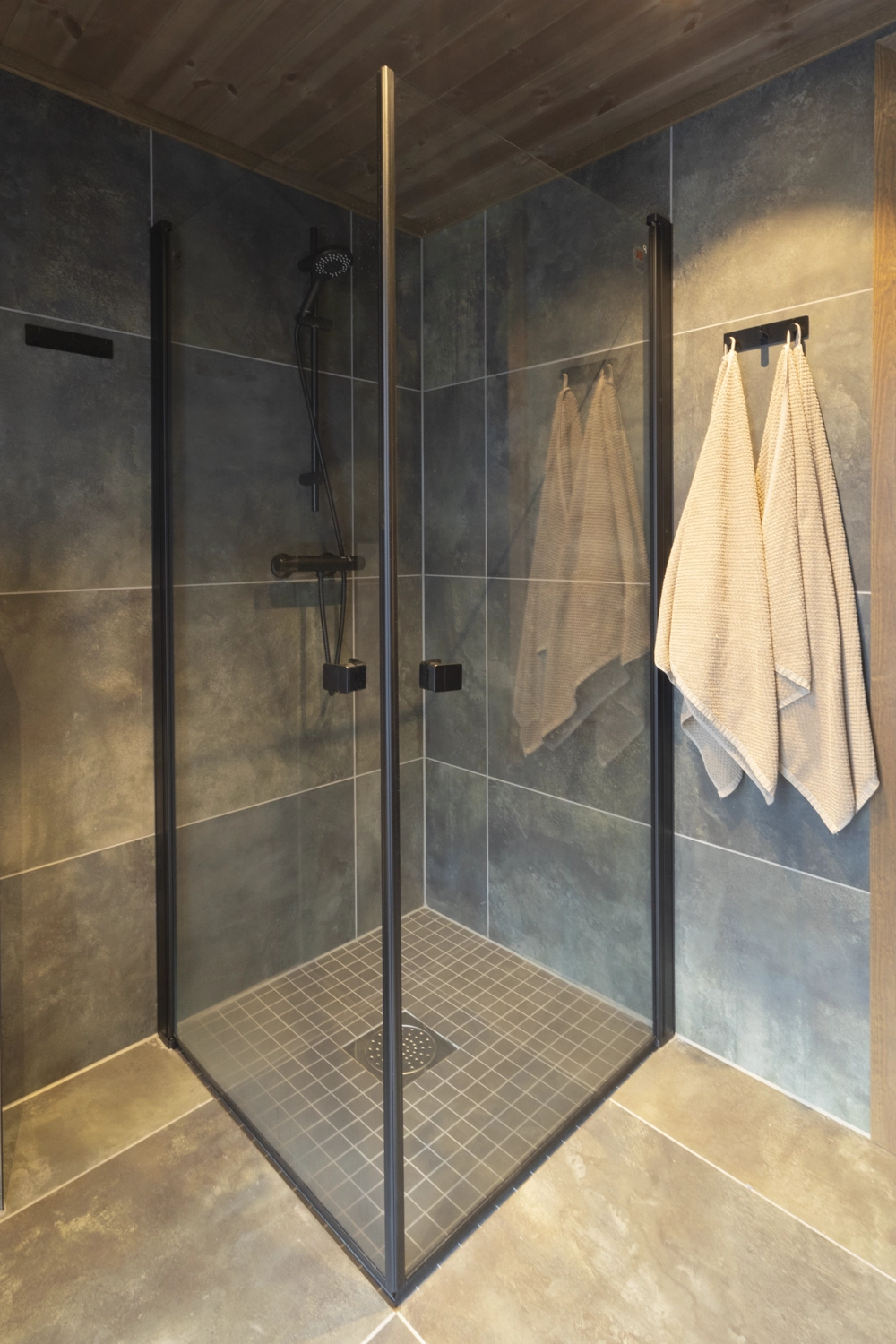 Modern Wet Room Shower
